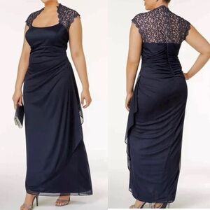 NEW X by XSCAPE
Plus Size Ruched Lace Gown  Elegant  Evening Gown Dress Size 22W